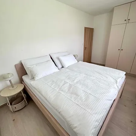 Apartment Na Mechu